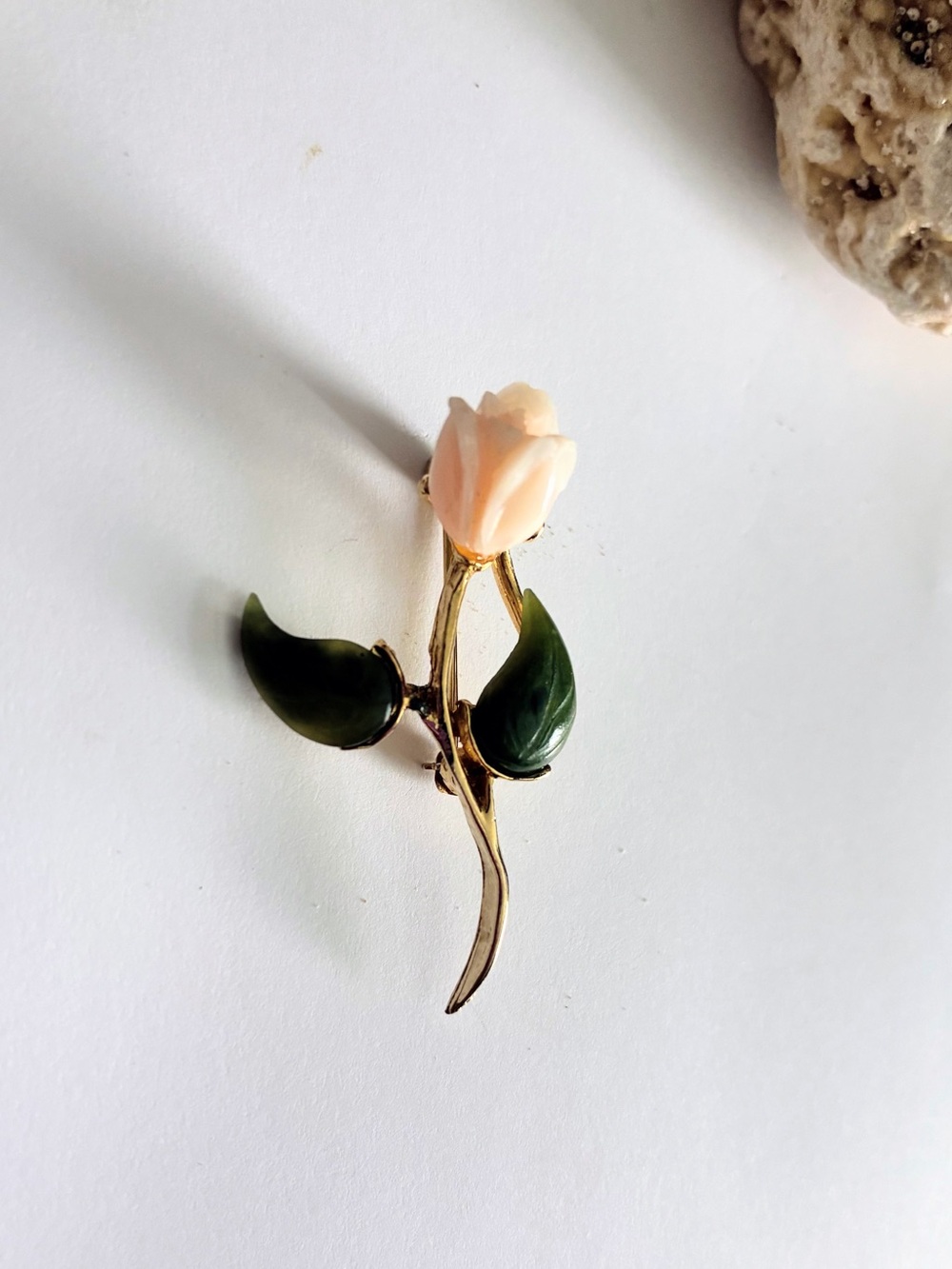 Vintage Jade & Angel Skin Coral Rose Flower Brooch Pin Dainty Unsigned